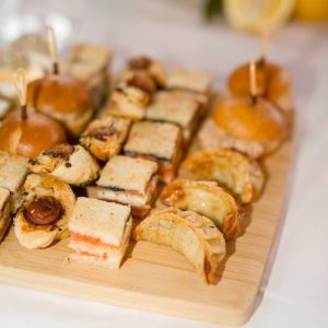 Pièces cocktail, événements pro et privé La Source Valbone
