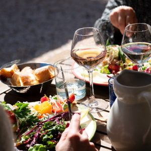 Terrasse restaurant Valbonne Sophia Antipolis La Source